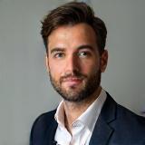 Foto professionale di Luca Ricci, Packaging Design Lead.